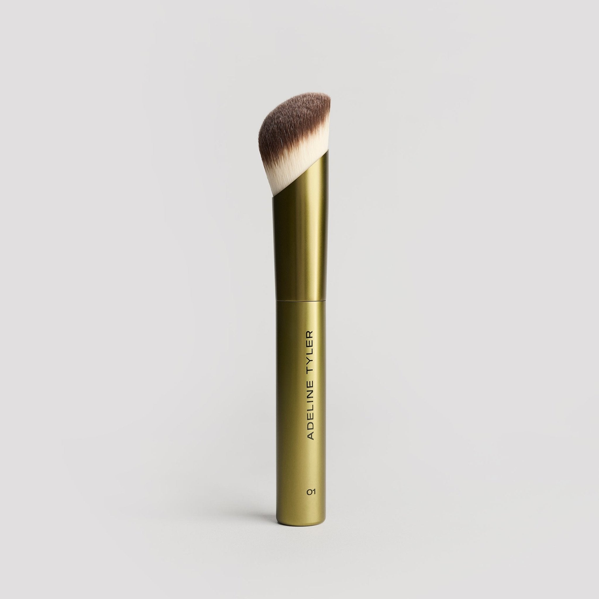 Brush No. 01 – Vegan Foundation Brush - ADELINE TYLER