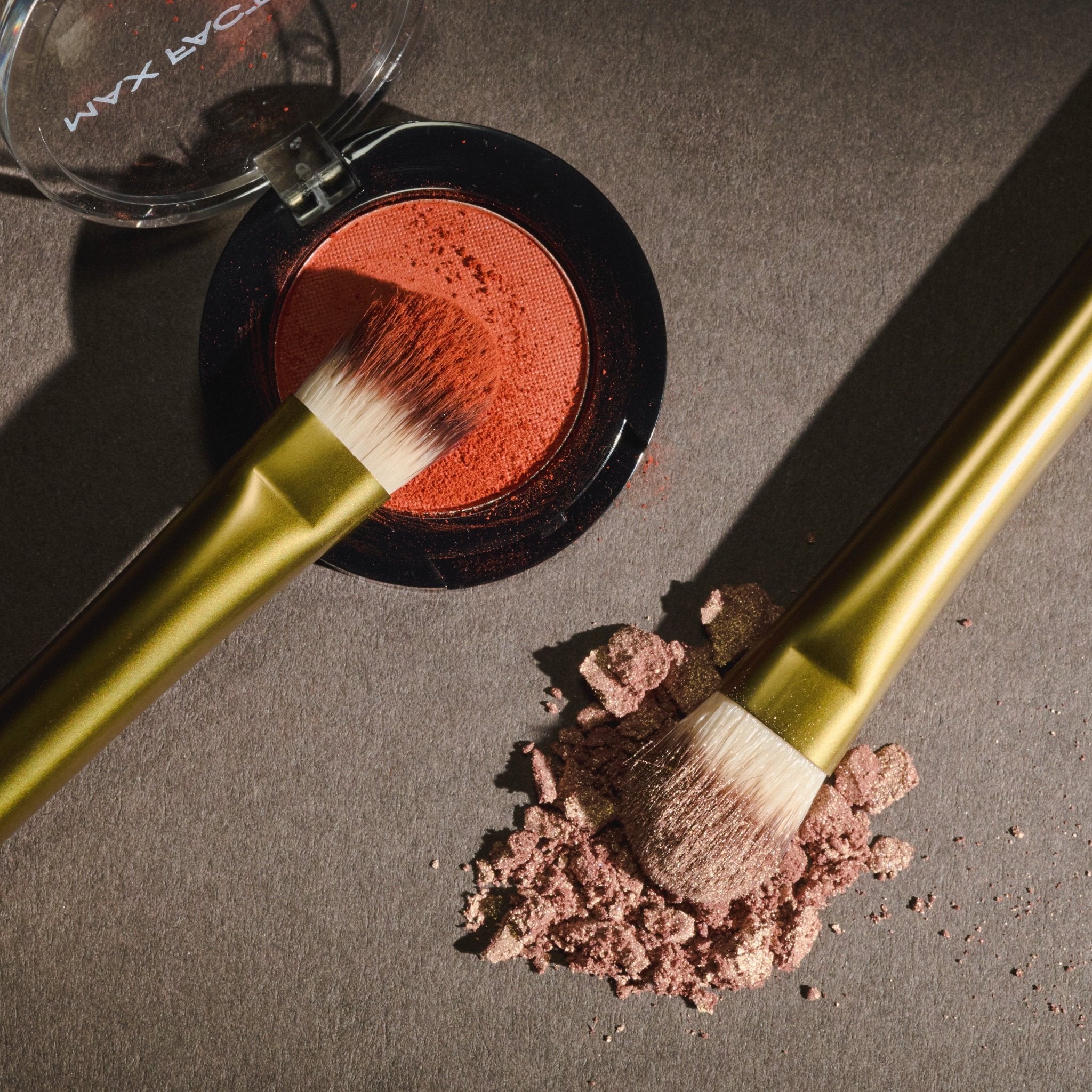 Brush No. 05 – Vegan Eyeshadow Brush - ADELINE TYLER