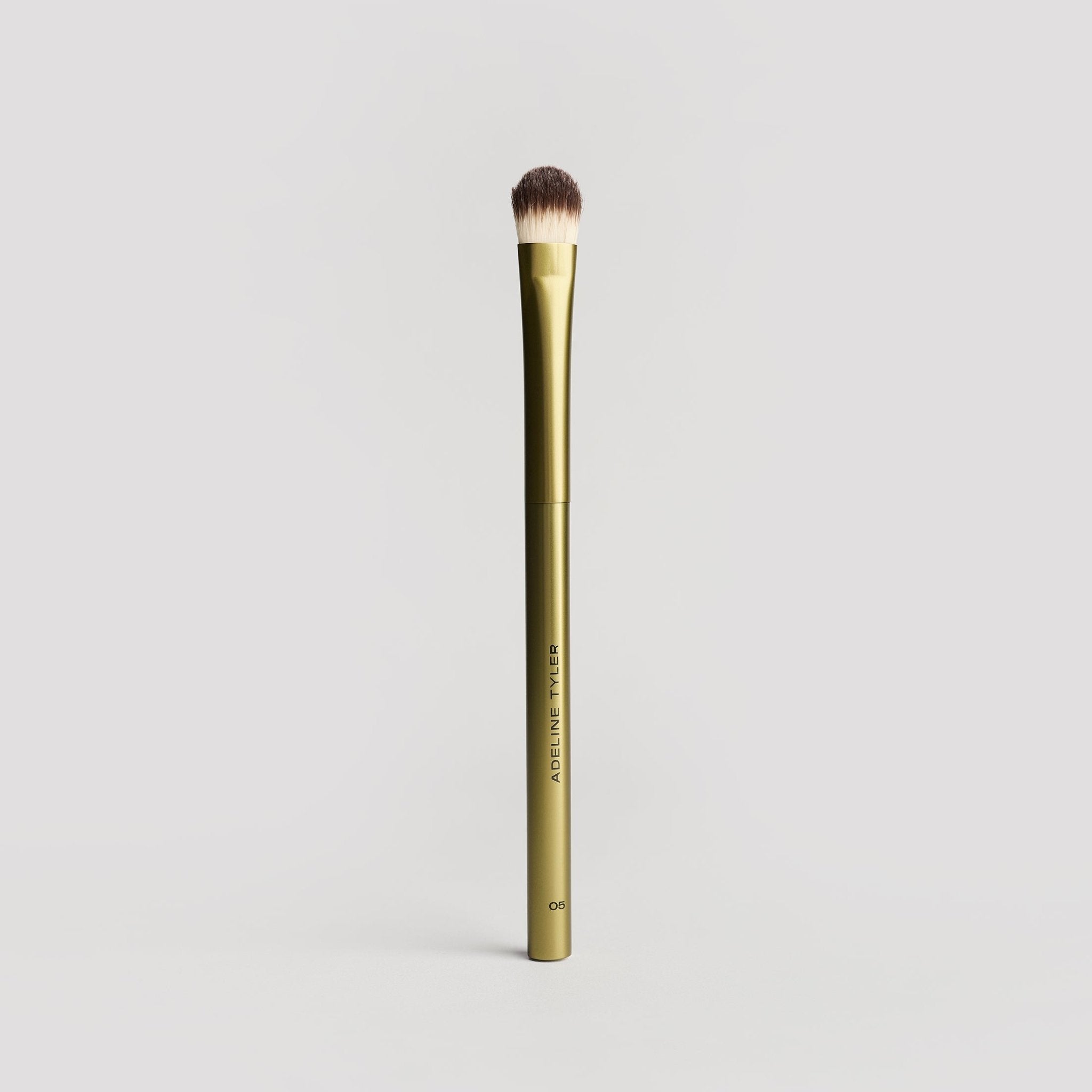 Brush No. 05 – Vegan Eyeshadow Brush - ADELINE TYLER