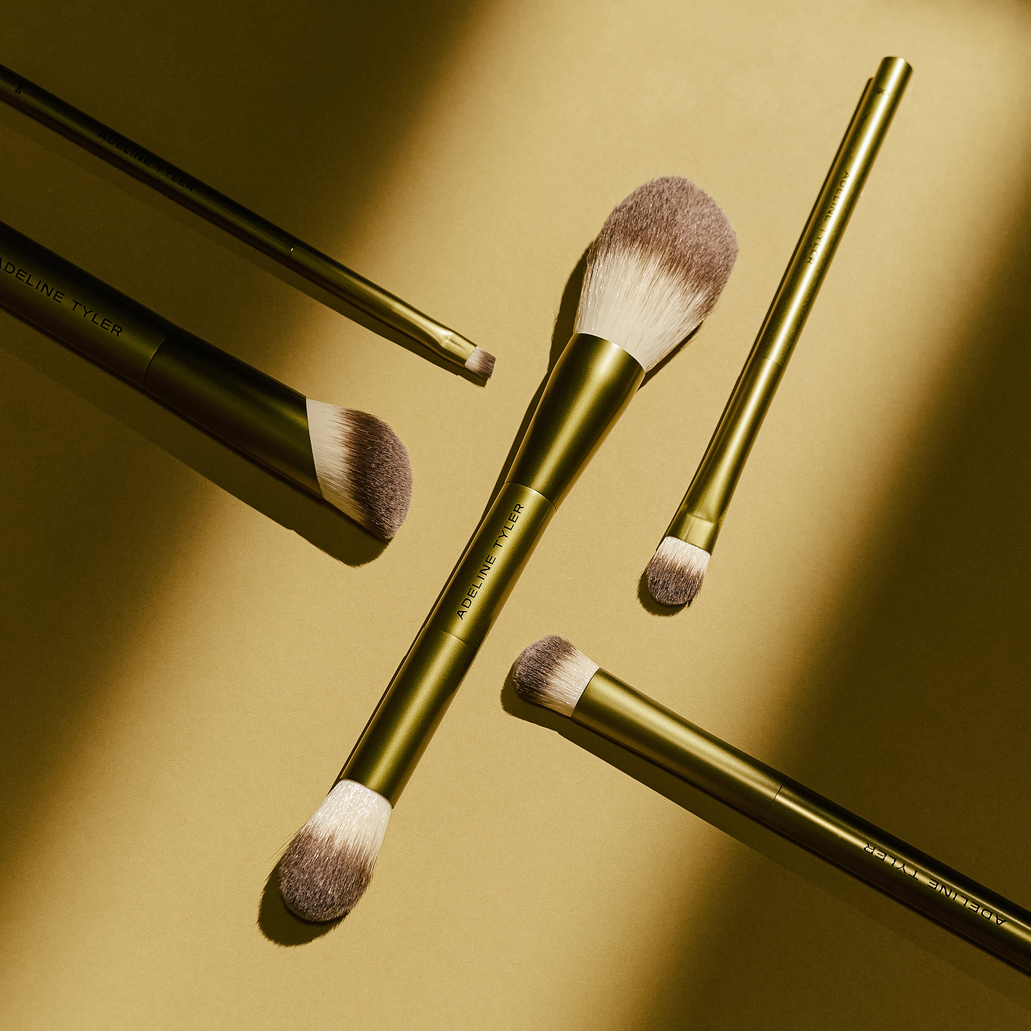 The Minimalist – 5 - Piece Vegan and Cruelty - Free Brush Set - ADELINE TYLER