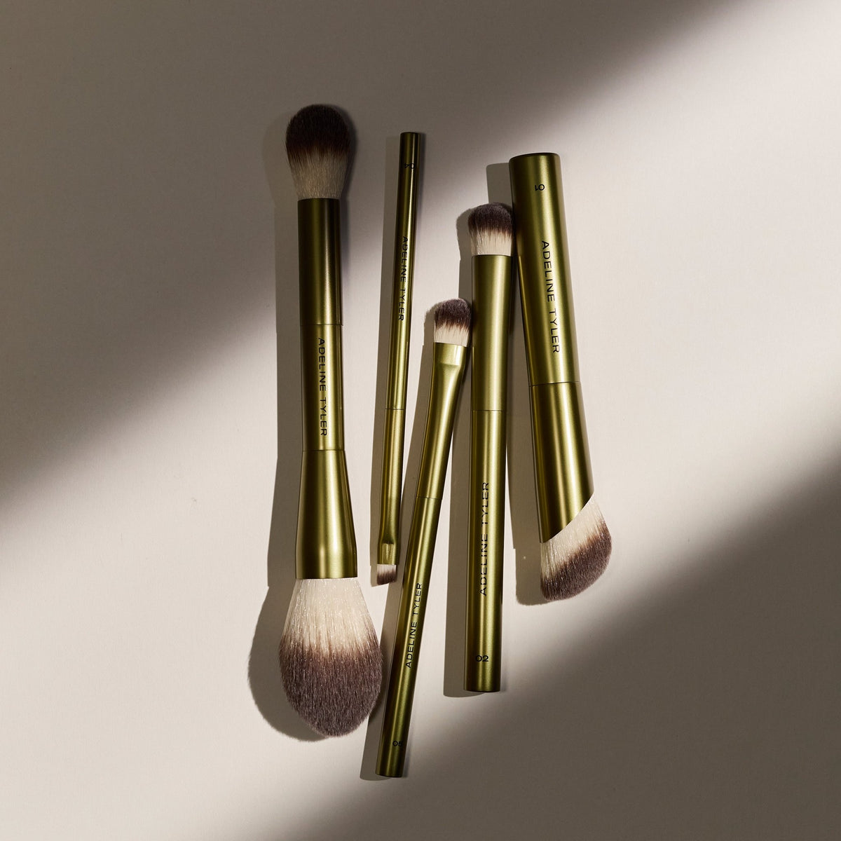 Brush No. 04 – Angled Liner Brush - ADELINE TYLER